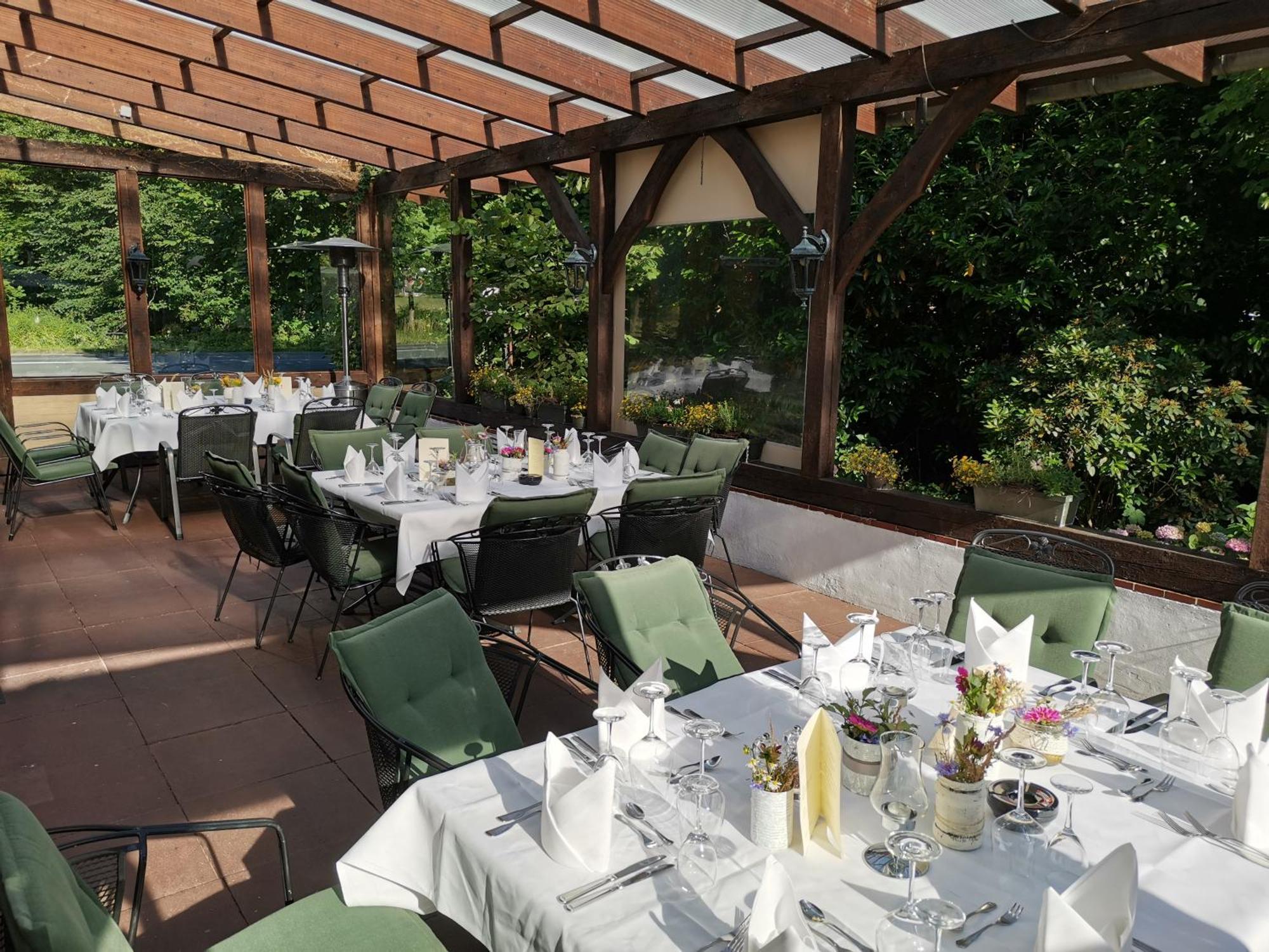Hotel Holter Schlosskrug ชลอส ฮอลเตอ-สตูเคนบร็อค ภายนอก รูปภาพ