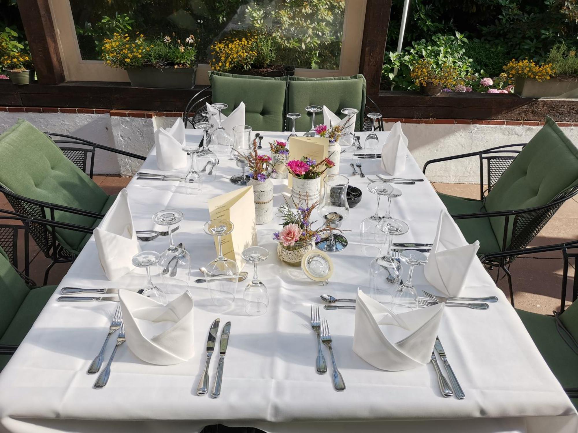 Hotel Holter Schlosskrug ชลอส ฮอลเตอ-สตูเคนบร็อค ภายนอก รูปภาพ